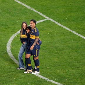 La romántica carta que Camila Galante le dedicó a Leandro Paredes tras ser presentado en Boca