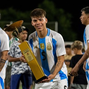 El pibe de River campeón en L'Alcudia: "Es una motivación que Gallardo nos siga" y "miro a Enzo Pérez"