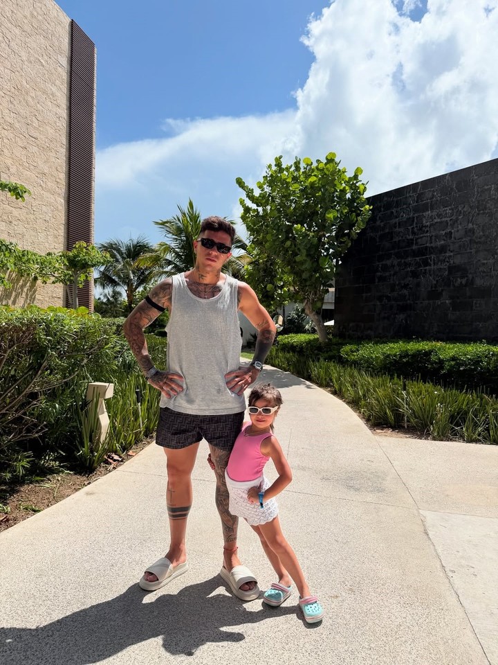 Enzo Fernández y unas paradisíacas vacaciones en México.