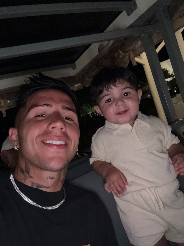 Enzo Fernández y unas paradisíacas vacaciones en México.