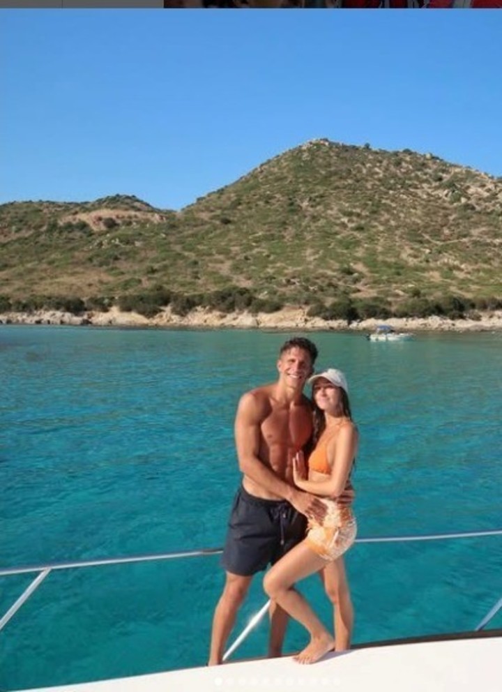 Giuliano Simeone fue a Cerdeña, Italia.