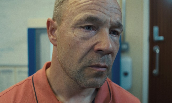 Stephen Graham, nominado a los Premios Emmy como Mejor actor, por la serie "Adolescencia". Foto: Netflix vía AP