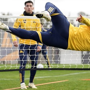 El plan de Russo con Paredes en el 11 de Boca para jugar con Huracán