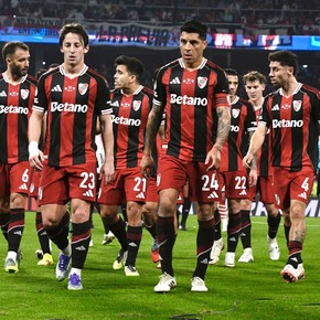 Con pocos huecos en el calendario, cuándo jugaría River los octavos de la Copa Argentina