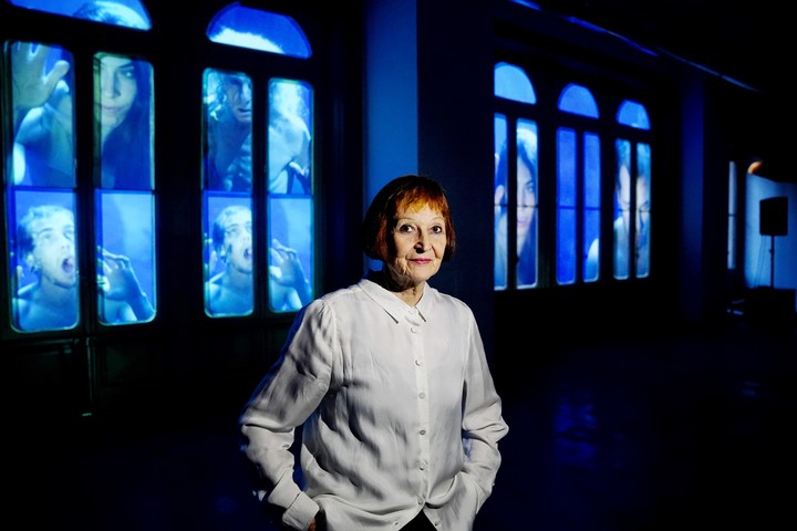Margarita Bali tiene 82 años, baila y crea sus espectáculos y usa las tecnologías más actuales