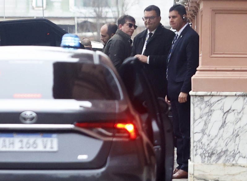 Santiago jefe de Gabinete, Sturzenegger Economía, Francos canciller, Santilli Interior y Ritondo por Menem: falta el ok de Karina